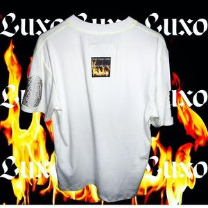 T shirt size small, fits like medium.